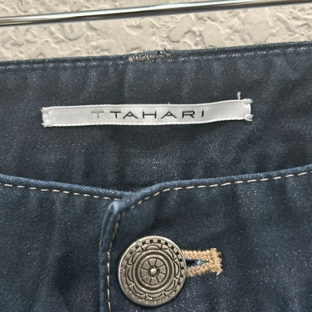 T tahari jeans size us 6, 0% denim content dark navy blue it appears blk in pic - Picture 7 of 15